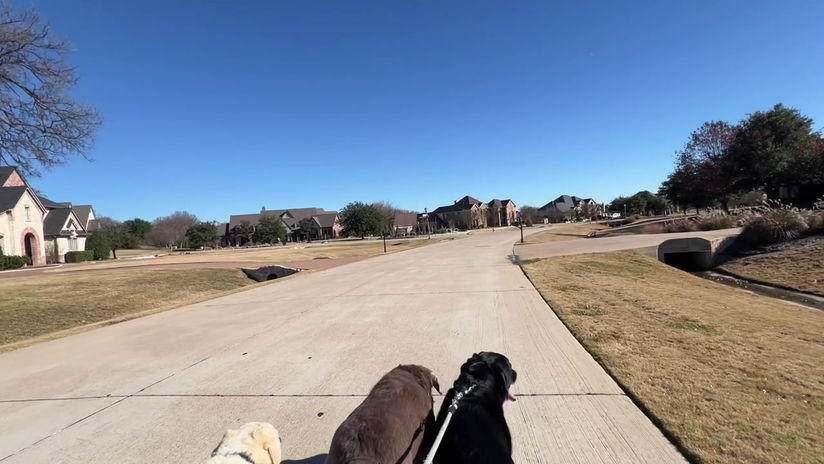 OUTDOOR / Treadmill - Day to Nite LIGHTS - Speed 2 X 2 Min (Top Hits) with Christine